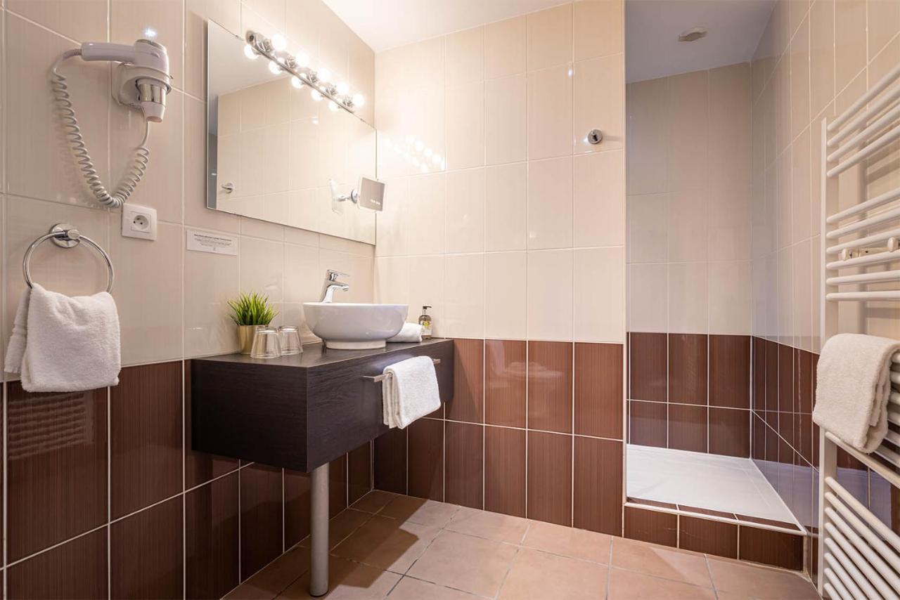 Contact Hotels Les Pierres Dorees Amberieux d'Azergues ภายนอก รูปภาพ